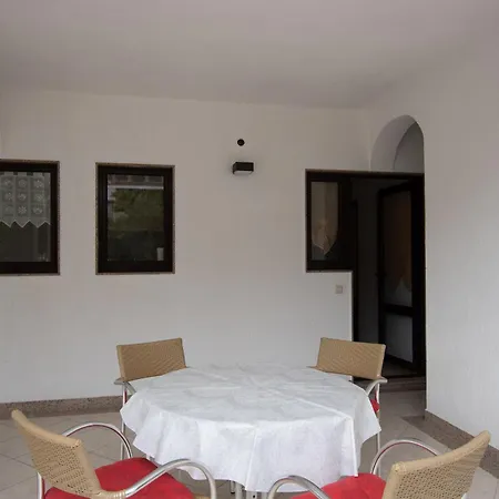 Apartament Maky *