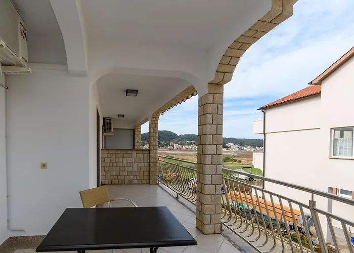 Maky Apartman